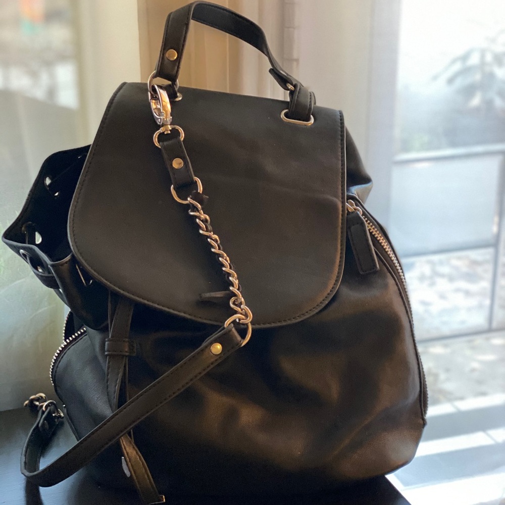 Silver chain link backpack